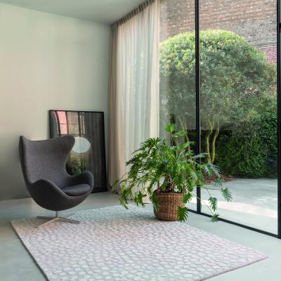 The Rug Seller Dotted Luxury Handtufted Rugs 246 001 900 by Ligne Pure&nbsp;140x200cm