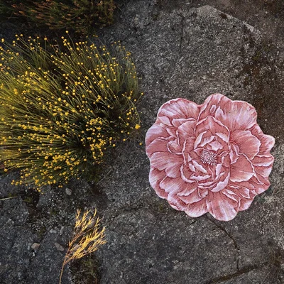 The Rug Seller Damas 515 Flower Circle Bath Mat in Rosette Pink by Abyss & Habidecor&nbsp;100x100cm
