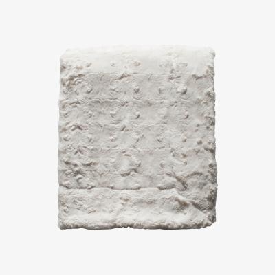 The Rug Seller Fawn Faux Fur Throw in Cream White&nbsp;140x180cm