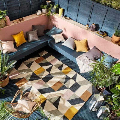 The Rug Seller Scion Nuevo Geometric Outdoor Rugs 426102 Blush Pink
