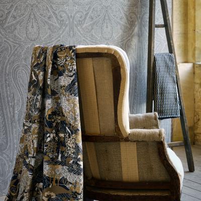 The Rug Seller Grand Paisley 313019 Wallpaper Panel by Zoffany in Silver GreyRoll