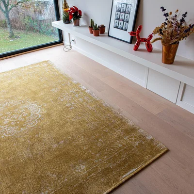 The Rug Seller Louis De Poortere Designer Rugs Medallion in 9145 Spring Moss