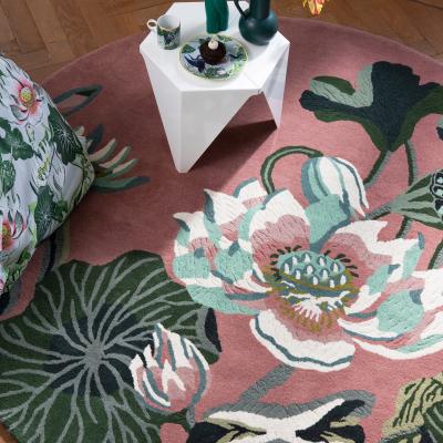 The Rug Seller Waterlily Round Rugs 38602 by Wedgwood in Dusty Rose Pink