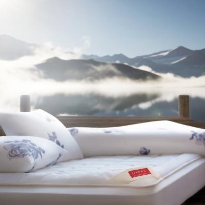 The Rug Seller KlimaControl Luxury Mattress Topper By Hefel in White&nbsp;135x190cm