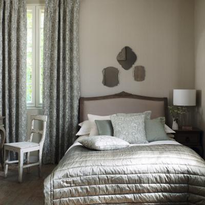 The Rug Seller Fabienne Plain Wallpaper 214076 by Sanderson in Natural BeigeRoll