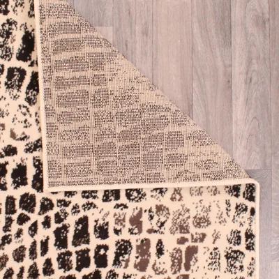 The Rug Seller Snakeskin Rugs in Ivory by Rugstyle&nbsp;120x160cm