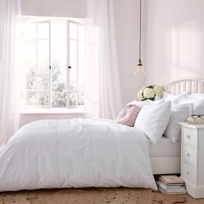 The Rug Seller Emma Seersucker Bedding Set by Laura Ashley in White50x75cm