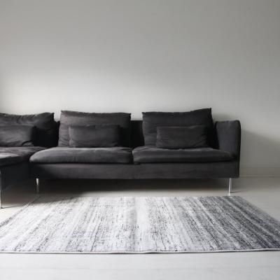 The Rug Seller Aquarelle Shimmer Rugs in Silver