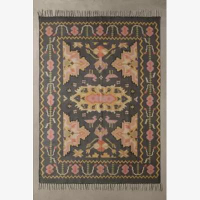 Urban Outfitters Avery Floral 5x7 Rug at Urban Outfitters