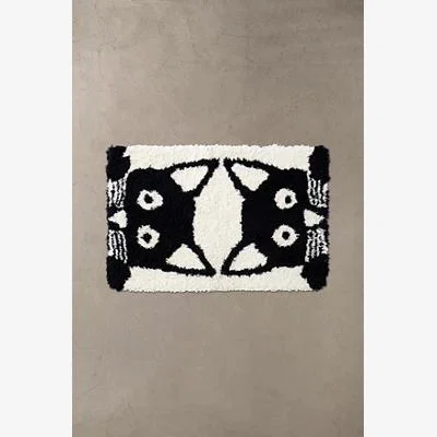 Urban Outfitters Peeking Cat 2x3 Rug - Black/White at Urban Outfitters