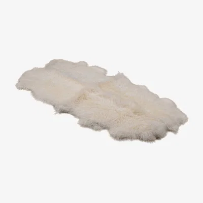 Wolf & Badger White Sheepskin Yetti Rug Quad - Ivory Owen Barry