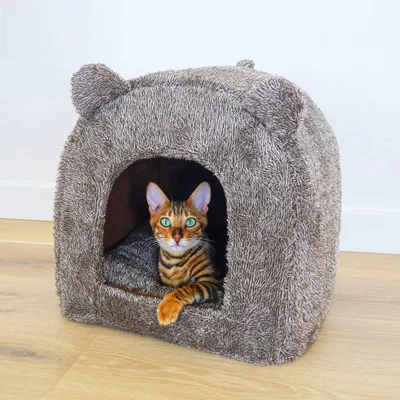Dunelm Rosewood Brown Bear Cat Bed