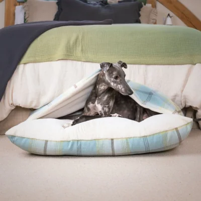 Dunelm Lords and Labradors Balmoral Tweed Sleepy Burrow Dog Bed
