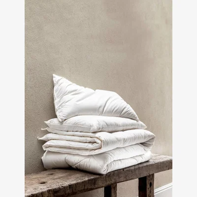 John Lewis Piglet in Bed Merino Wool Organic Super Kingsize Pillow, Firm