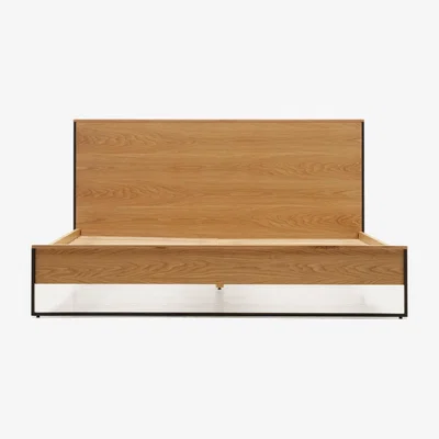 Kave Home Taiana oak wood veneer bed with steel legs in a black finish, 160 x 200 cm