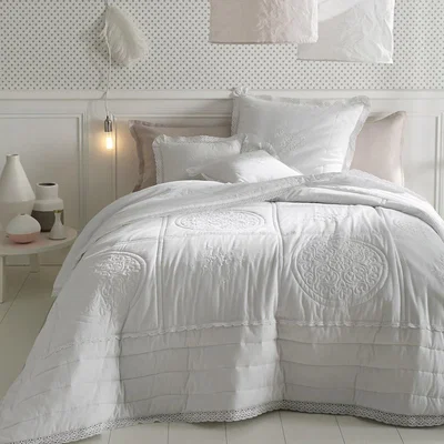 La Redoute Oyena Embroidered Cotton Quilted Bed Cover