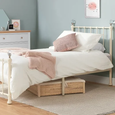 La Redoute Junel Vintage Metal bed