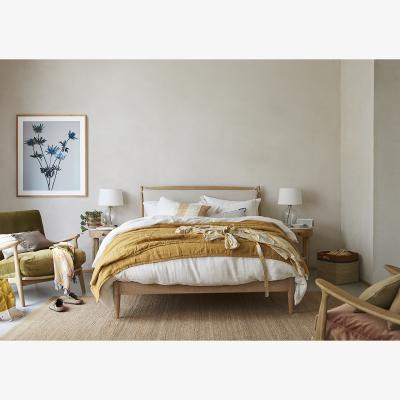 Loaf Bagel Bed in Light Oak