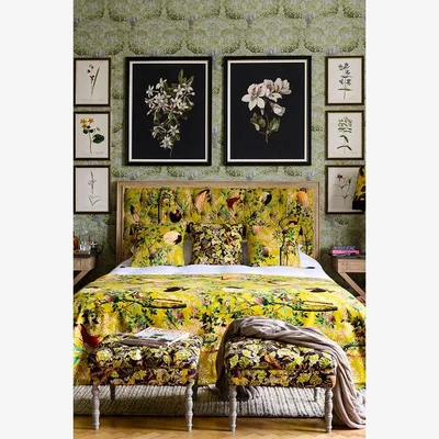 Rockett St George Mind The Gap Royal Garden Antal Bed In Green Velvet