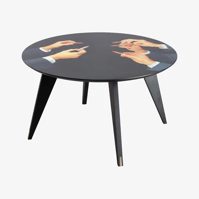 Amara Seletti wears Toiletpaper - Toiletpaper Circular Dining Table - Lipsticks