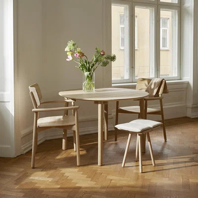 Amara Skagerak - Hven Round Dining Table - 110cm - Oak