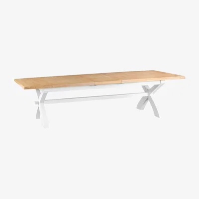 Chiltern Oak Furniture Suffolk White Painted Oak 2.5m Cross Extending Dining Table