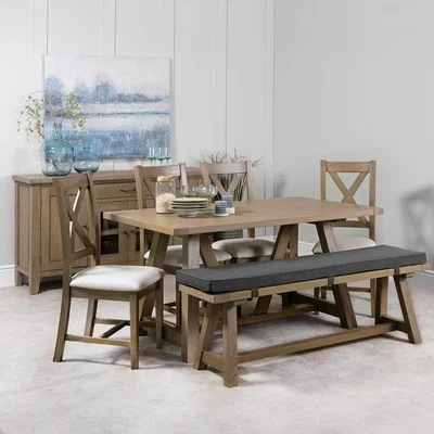 Chiltern Oak Furniture Falmouth Oak 1.6m Dining Table
