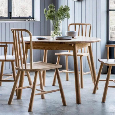 IO Living The Bergen Round Extending Dining Table (1.1m)