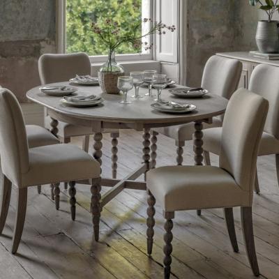 Knees Haven Round Extendable Oak Dining Table - Natural