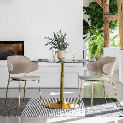 Knees Fielding Dining Table - Black