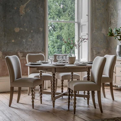 La Redoute Ames Round Oak Extendable Dining Table with Pompom Legs (Seats 4-6)