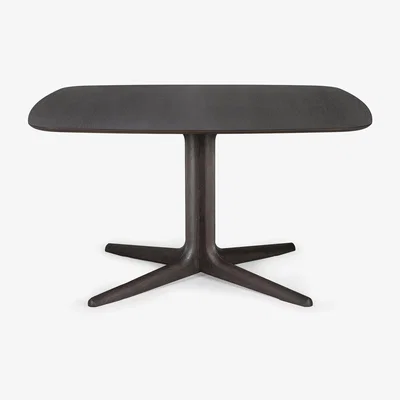 Made in Design Corto Square table - / 140 x 140 cm - 8 people / Brown oak by Ethnicraft Natural wood