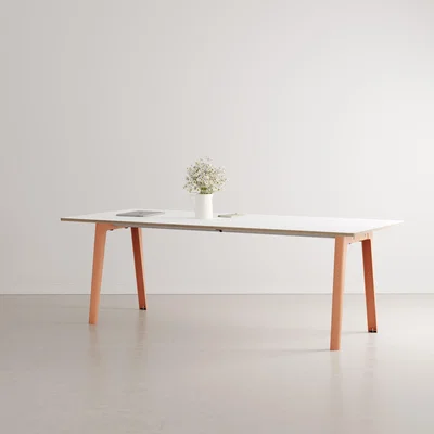 Made in Design New Modern Rectangular table - / 220 x 95 cm - Laminate / 10 to 12 people by TIPTOE Pink
