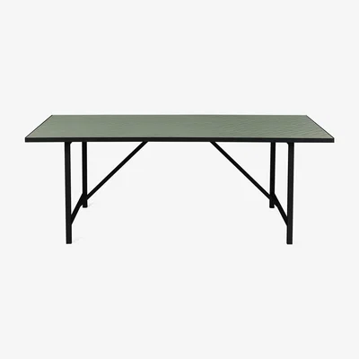 Nordic Nest Warm Nordic Herringbone Tile dining table black underrede Forest green