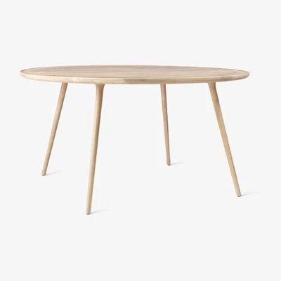 Nordic Nest Mater Accent dining table round Oak white pigmenterad matte lacquer. ø140 cm