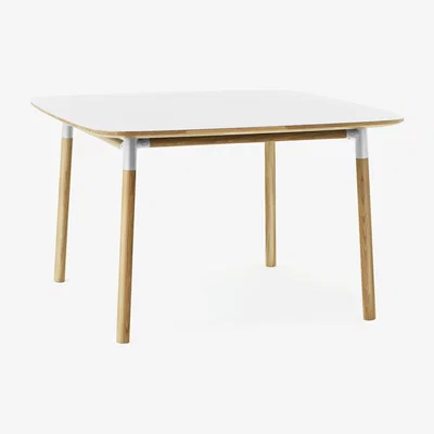 Nordic Nest Normann Copenhagen Form table 120 X 120 Cm White