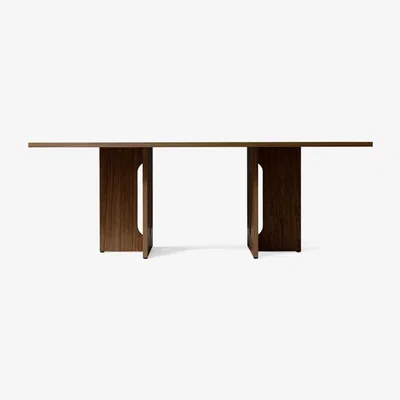 Nordic Nest Audo Copenhagen Androgyne rectangular dining table Oak dark stained. 210x109 cm