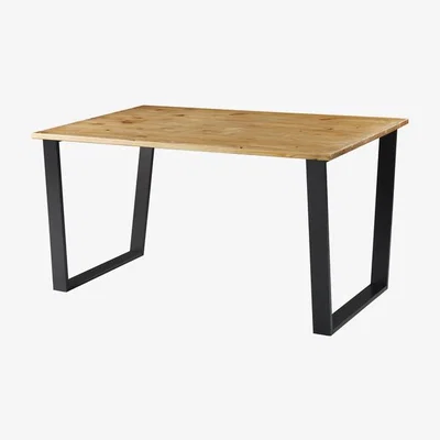The Range Texas Rectangular Dining With Black Metal Leg