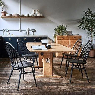 Woods Furniture Ercol 1194 Windsor Large Extending Dining Table
