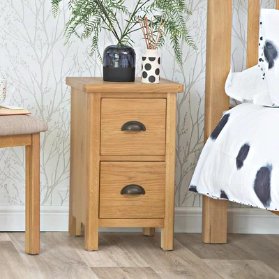 Chiltern Oak Furniture Rutland Oak 2 Drawer Slim Bedside Table