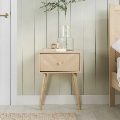 Happy Beds Herringford - 1 Drawer Bedside Table - Oak – Wooden – Happy Beds
