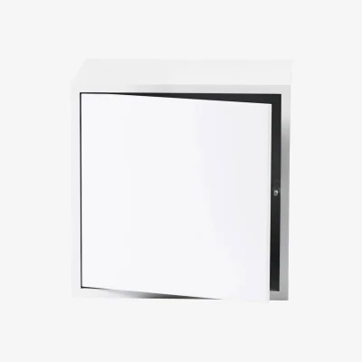 Made in Design Stacked Shelf wood white / Medium carré 43x43 cm / Avec porte - Muuto