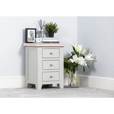 Oak&More Felix 3 Drawer Bedside Table