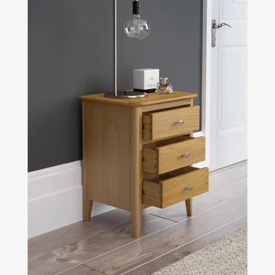 Downtown Hardwick Oak Bedside Chest