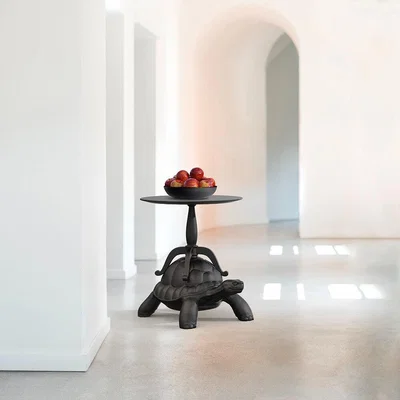 Amara Qeeboo - Turtle Coffee Table - Black