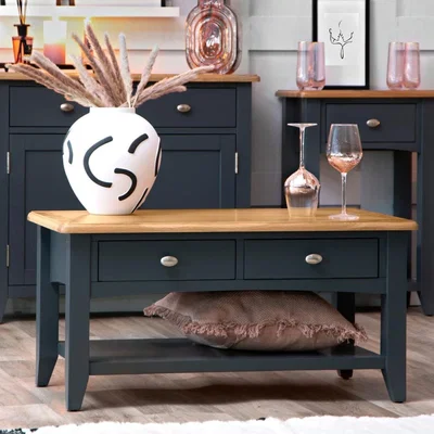Chiltern Oak Furniture Gloucester Midnight Grey Painted Large Coffee Table