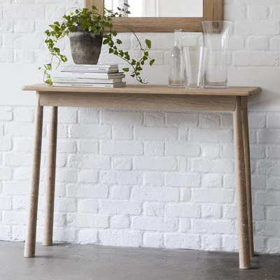 Knees Finn Light Oak Console Table