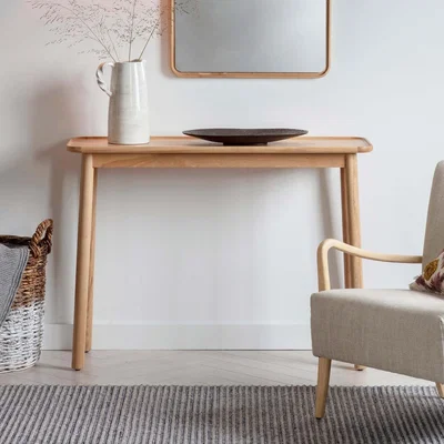 Woods Furniture Kendall Console Table