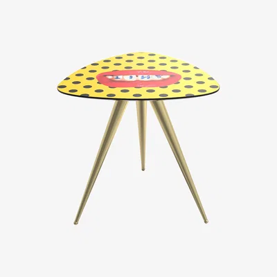 Amara Seletti wears Toiletpaper - Toiletpaper Side Table - Sh*t