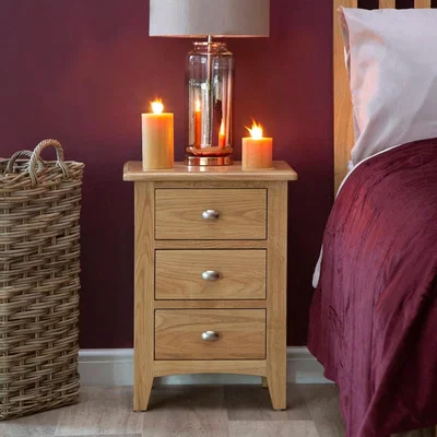 Chiltern Oak Furniture Gloucester Oak Large 3 Drawer Bedside Table